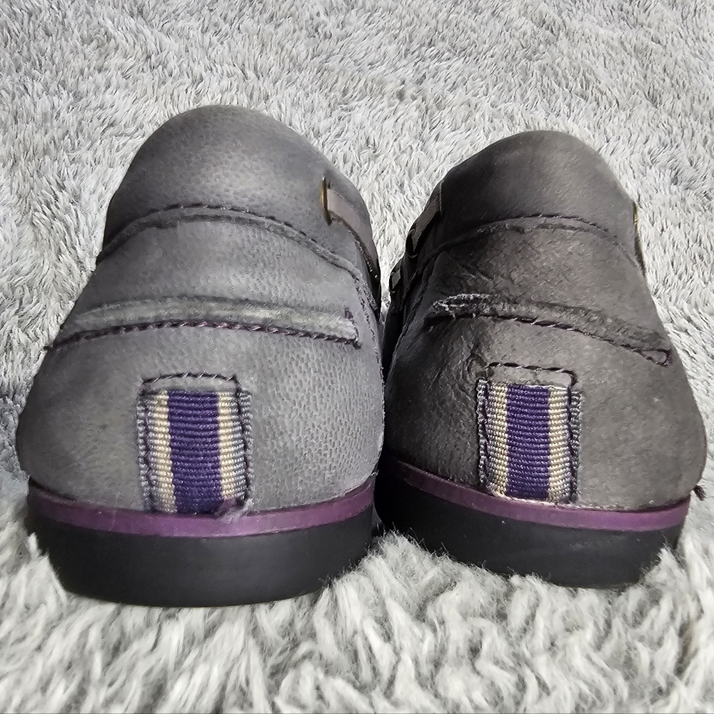 Women's Grey Naturalizer Loafers, Size 7 - Picture 3 of 12